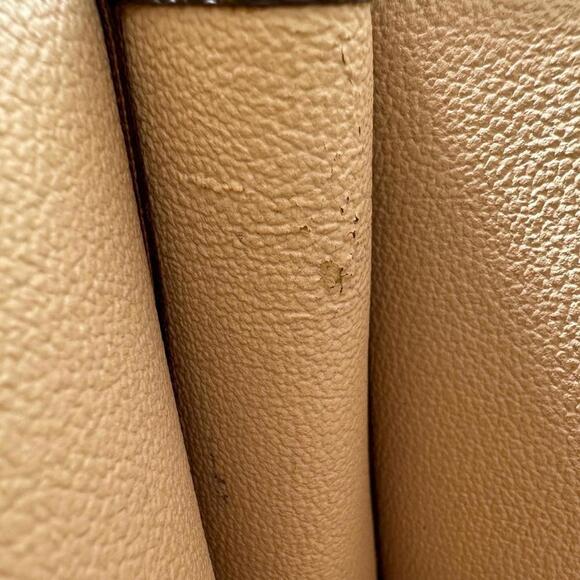 LOUIS VUITTON Brown Monogram Pouch - Picture 11 of 14